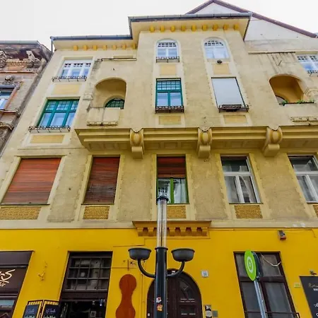 Soho Heartbeat Hideaway By Nw Apartment Budapest