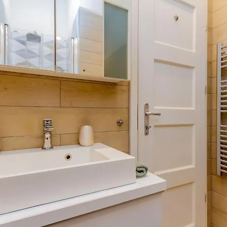 Soho Heartbeat Hideaway By Nw Apartment Budapest